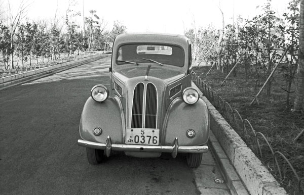 (02-1a)(087-31) 1948-53 Ford Anglia (E494A) 2dr Saloon.jpg
